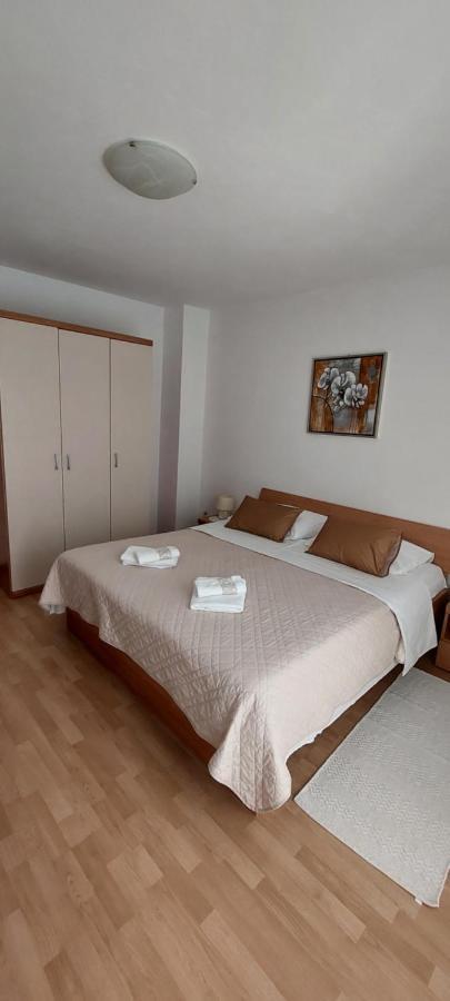 Pahljina Apartments Palit Exterior foto