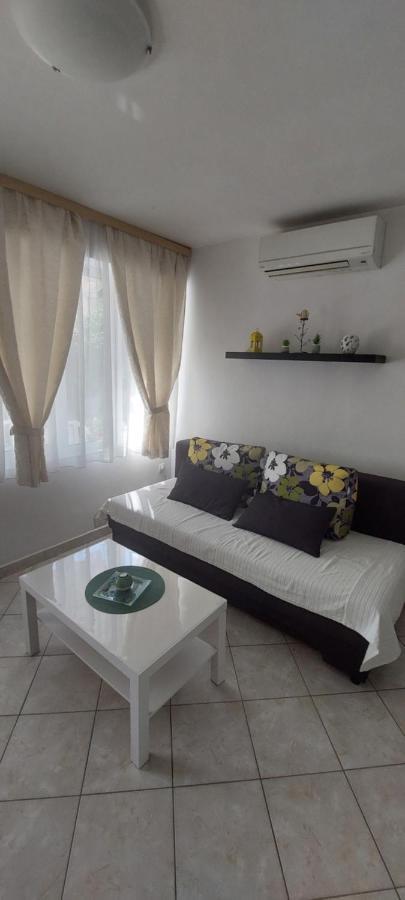 Pahljina Apartments Palit Exterior foto